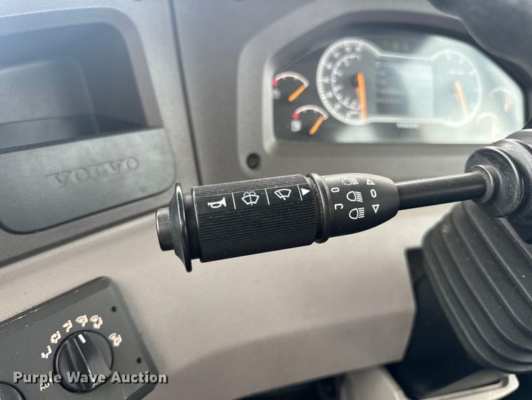 image for item DL4420 2019 Volvo A25G haul truck