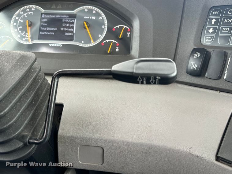 image for item DL4420 2019 Volvo A25G haul truck