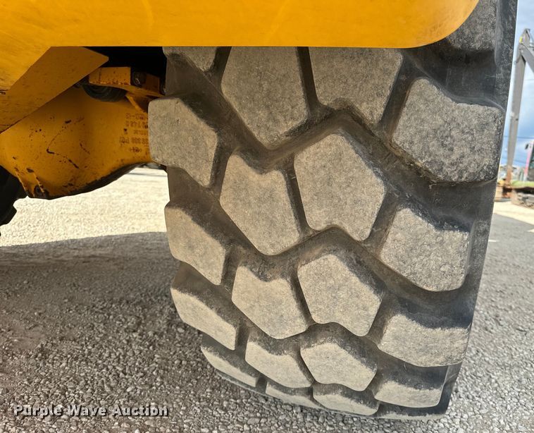 image for item DL4420 2019 Volvo A25G haul truck