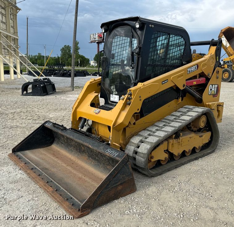 image for item DL4421 2019 Caterpillar  259D3 tracked skid steer loader