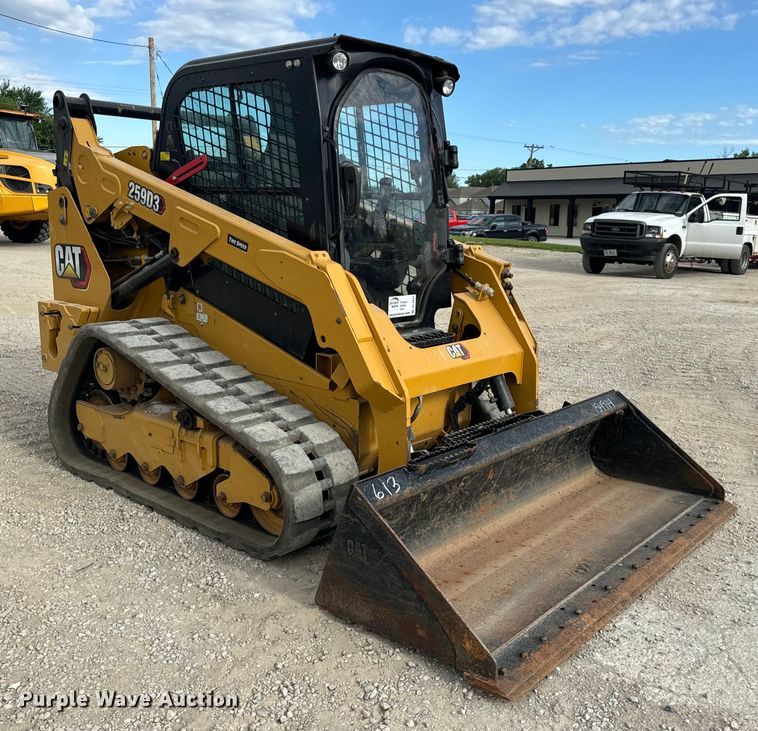 image for item DL4421 2019 Caterpillar  259D3 tracked skid steer loader
