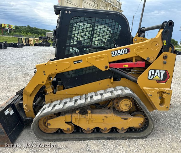 image for item DL4421 2019 Caterpillar  259D3 tracked skid steer loader