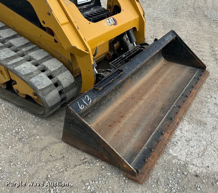 image for item DL4421 2019 Caterpillar  259D3 tracked skid steer loader