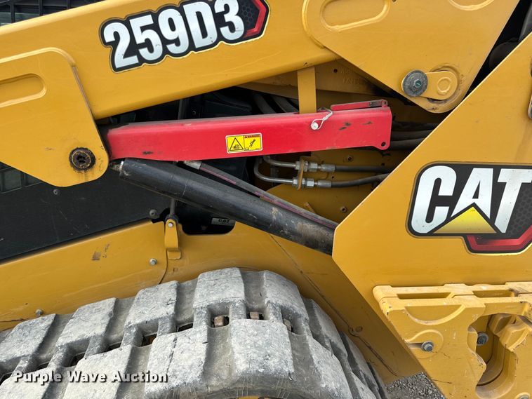 image for item DL4421 2019 Caterpillar  259D3 tracked skid steer loader