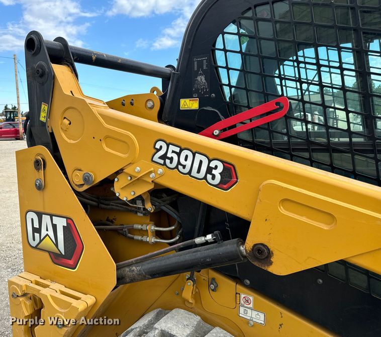 image for item DL4421 2019 Caterpillar  259D3 tracked skid steer loader