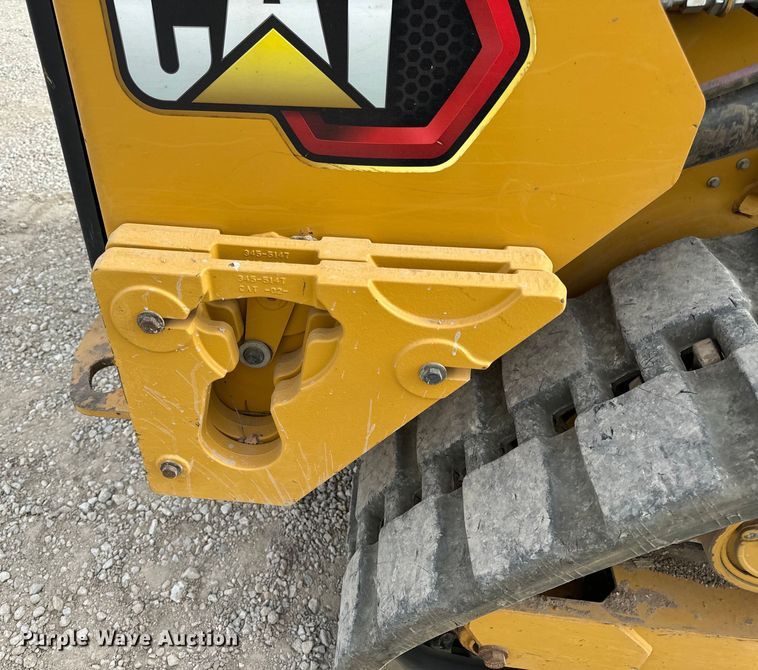 image for item DL4421 2019 Caterpillar  259D3 tracked skid steer loader