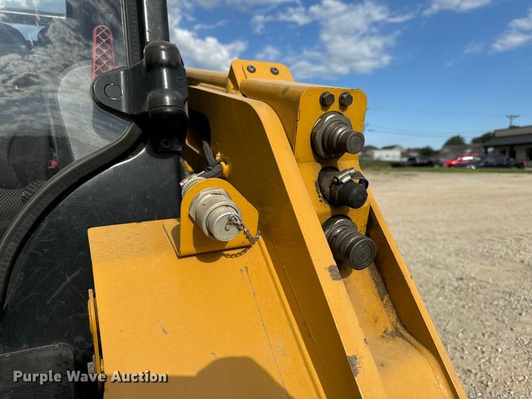 image for item DL4421 2019 Caterpillar  259D3 tracked skid steer loader