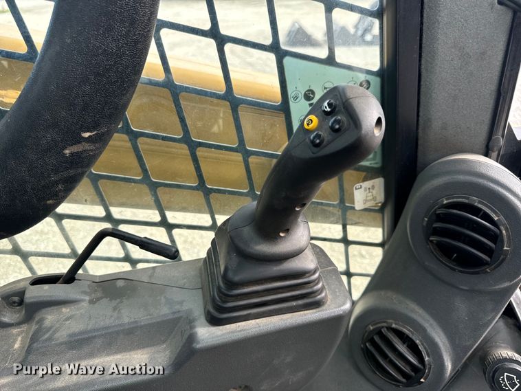 image for item DL4421 2019 Caterpillar  259D3 tracked skid steer loader