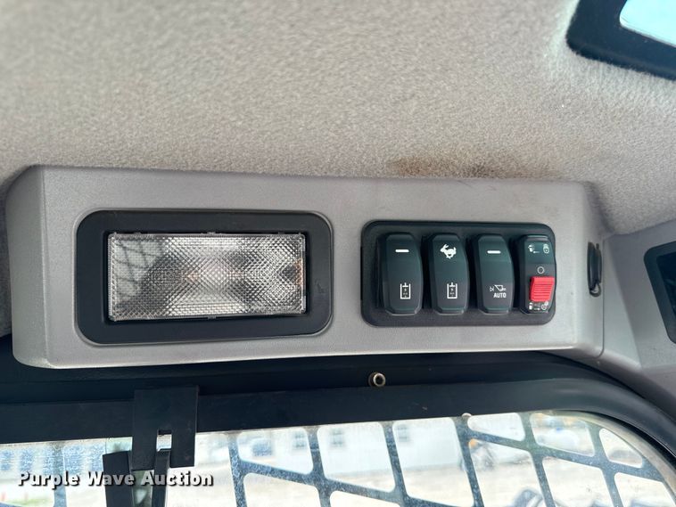 image for item DL4421 2019 Caterpillar  259D3 tracked skid steer loader