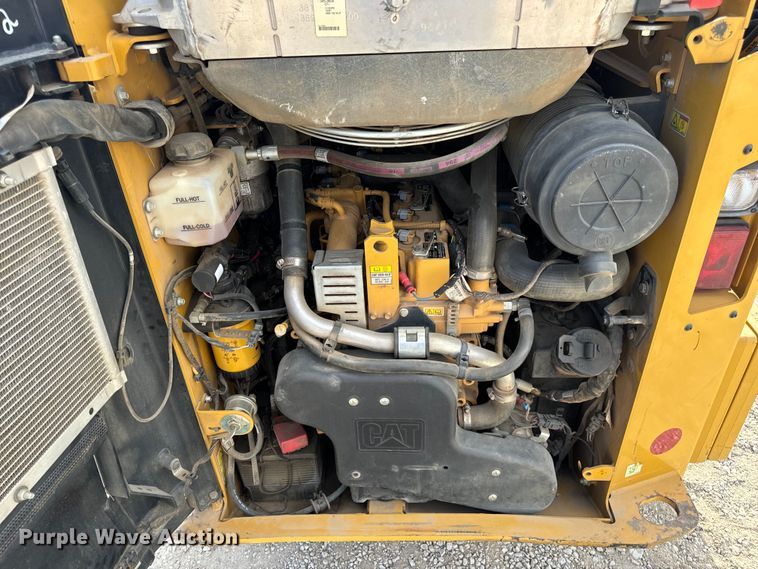image for item DL4421 2019 Caterpillar  259D3 tracked skid steer loader