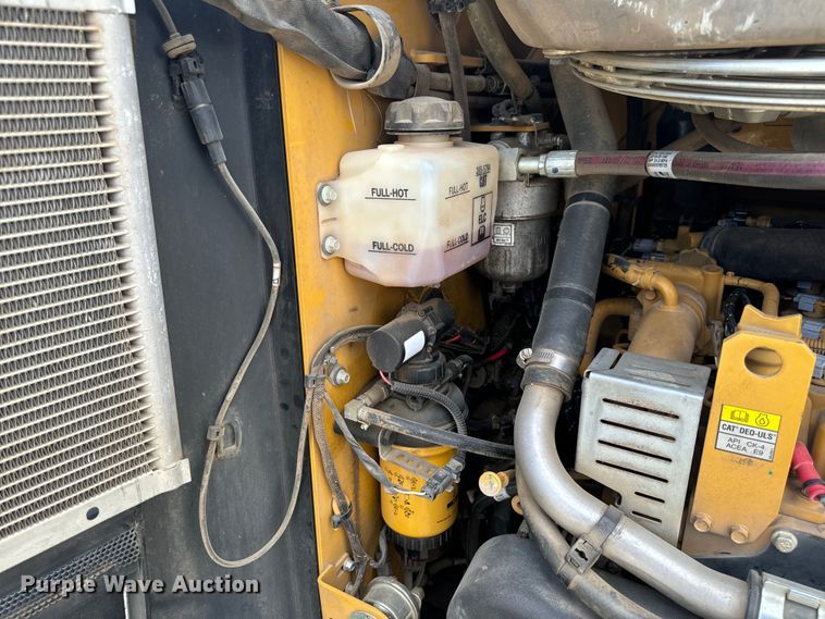 image for item DL4421 2019 Caterpillar  259D3 tracked skid steer loader