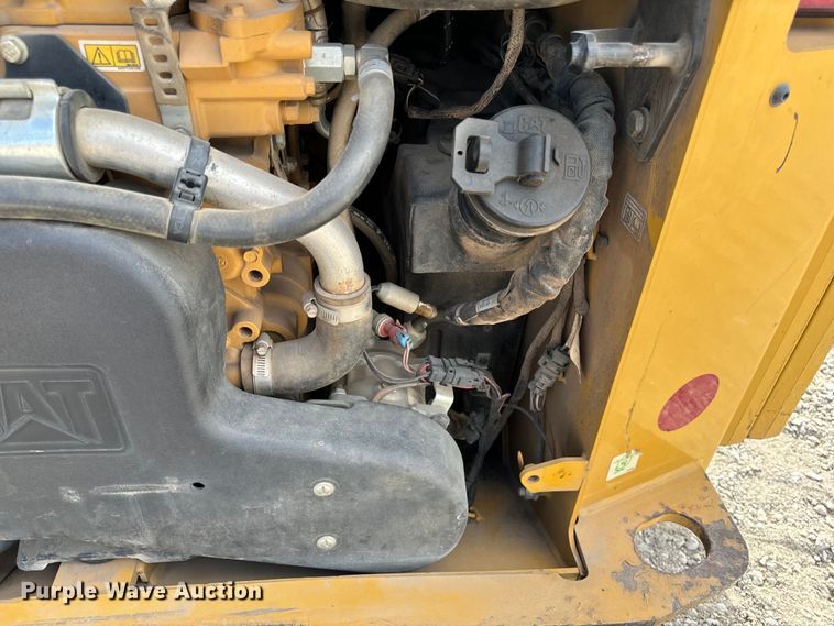 image for item DL4421 2019 Caterpillar  259D3 tracked skid steer loader