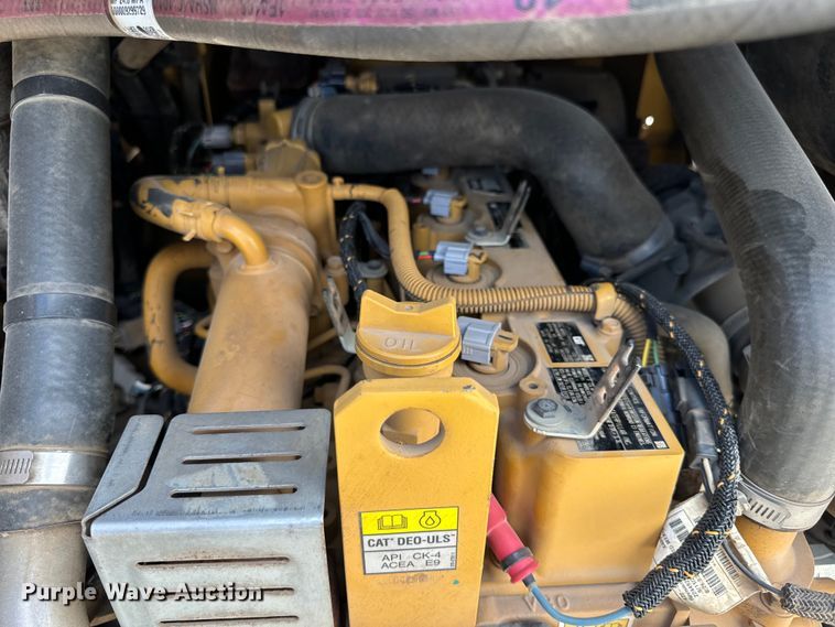 image for item DL4421 2019 Caterpillar  259D3 tracked skid steer loader