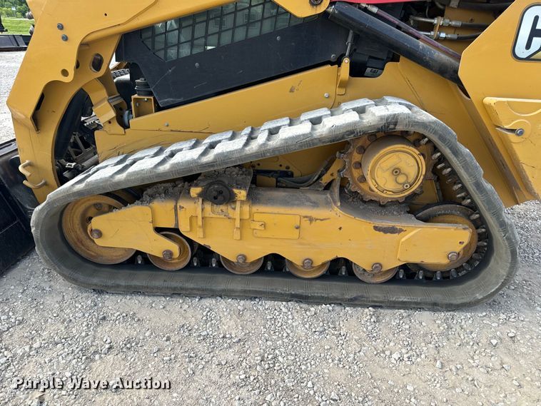image for item DL4421 2019 Caterpillar  259D3 tracked skid steer loader