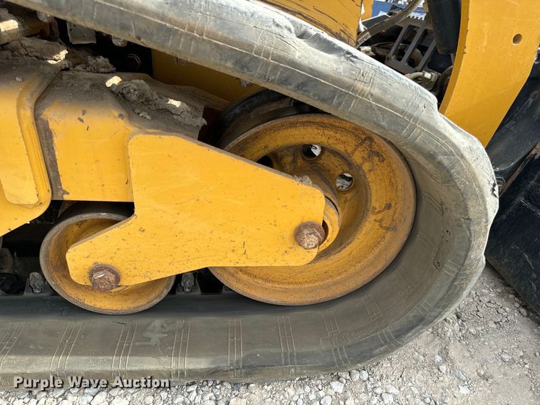 image for item DL4421 2019 Caterpillar  259D3 tracked skid steer loader