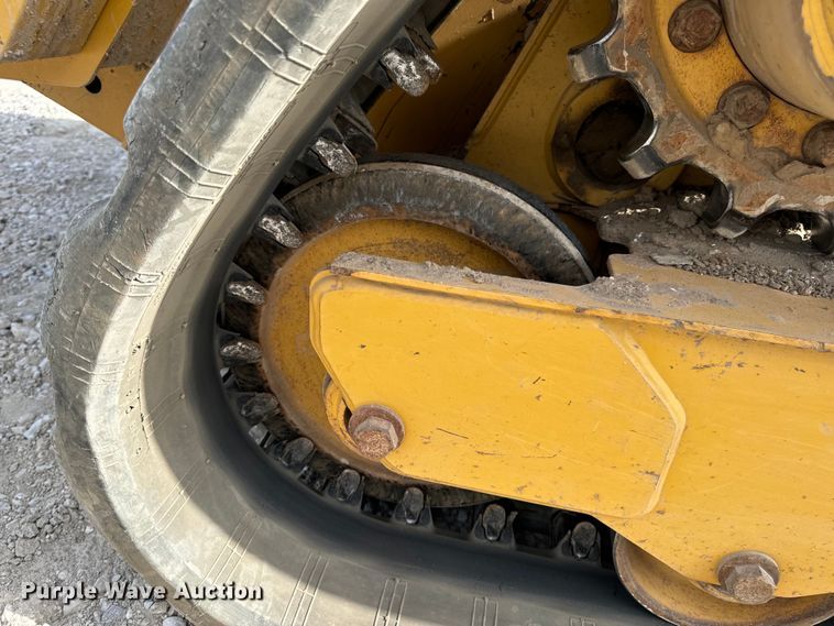 image for item DL4421 2019 Caterpillar  259D3 tracked skid steer loader