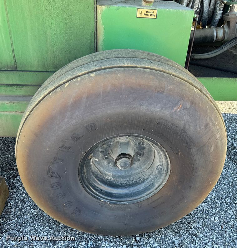 image for item DL4434 Easy Lawn C95 hydroseeder