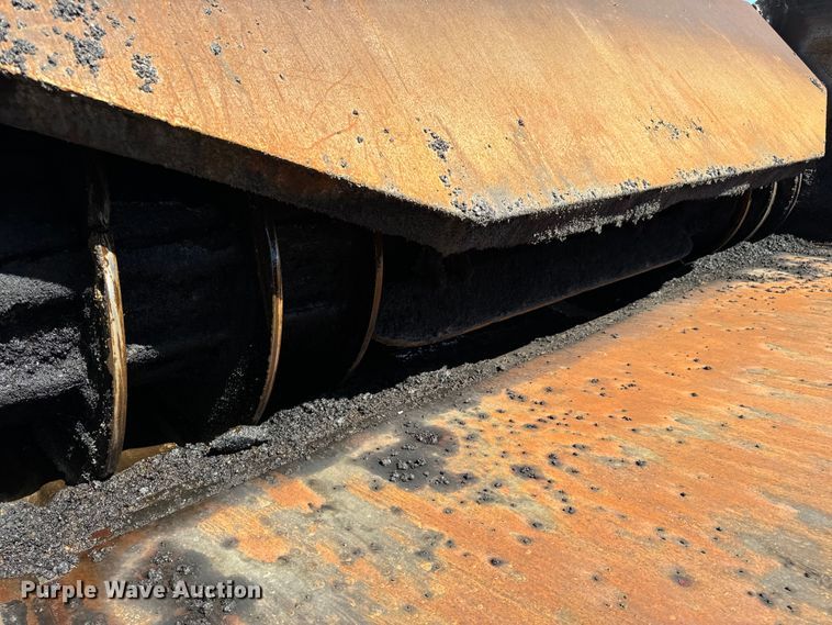 image for item DL4435 2001 Roadtec Shuttle Buggy 2500B material transfer vehicle