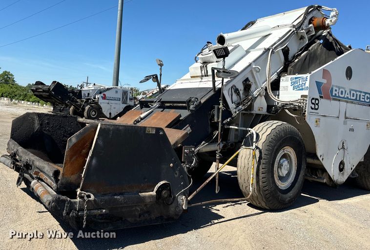 image for item DL4436 2011 Roadtec Shuttle Buggy 2500D material transfer vehicle