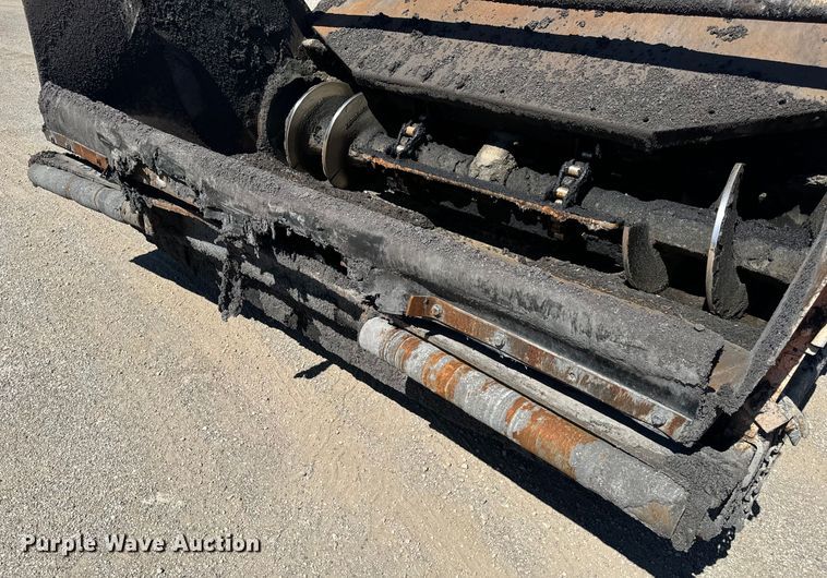 image for item DL4436 2011 Roadtec Shuttle Buggy 2500D material transfer vehicle