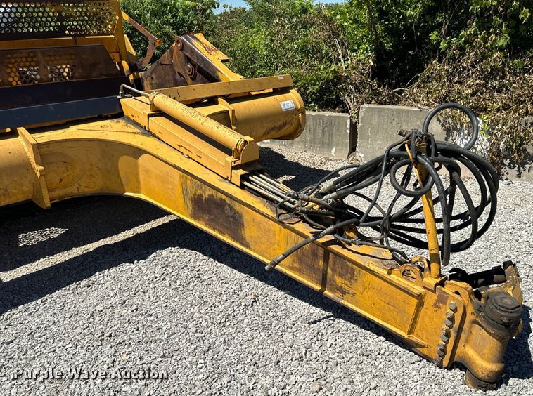 image for item DL4439 2014 John Deere 2112E conventional scraper