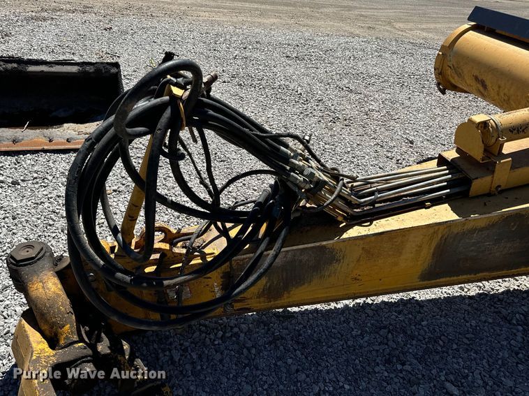 image for item DL4439 2014 John Deere 2112E conventional scraper