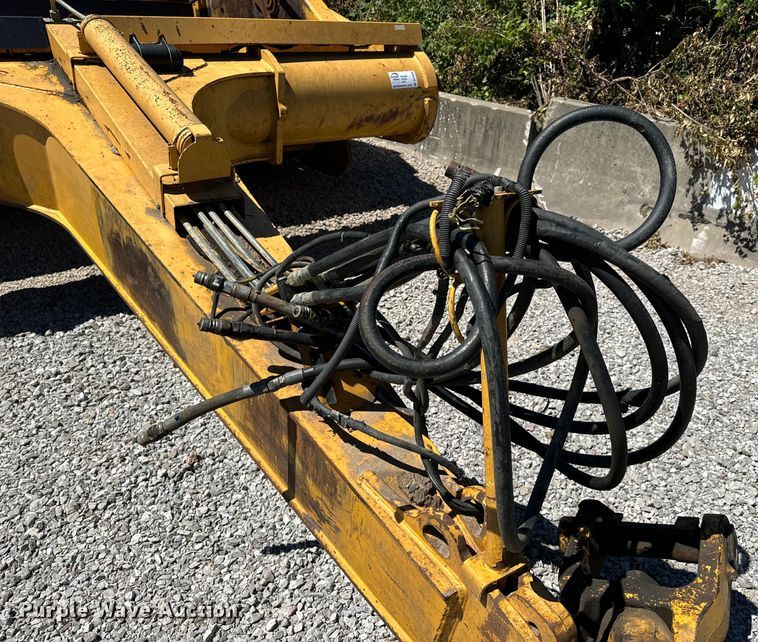 image for item DL4439 2014 John Deere 2112E conventional scraper