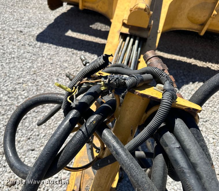 image for item DL4439 2014 John Deere 2112E conventional scraper