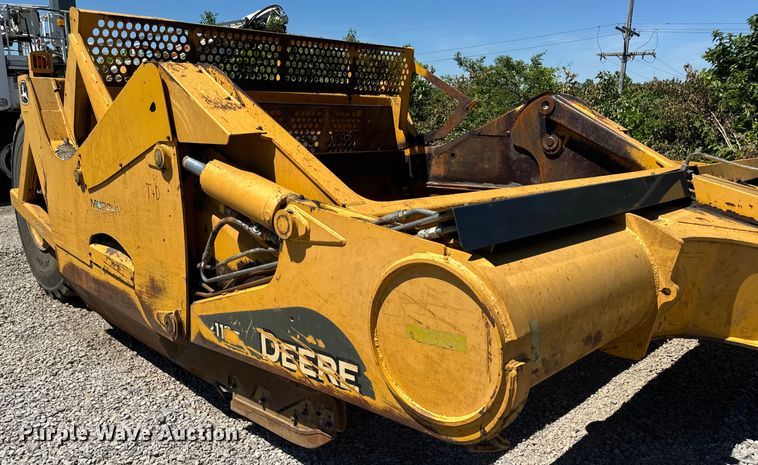 image for item DL4439 2014 John Deere 2112E conventional scraper