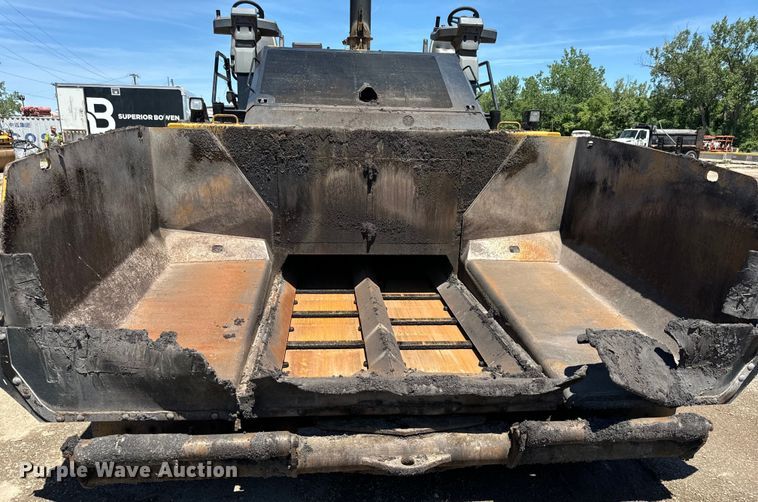 image for item DL4441 2015 Caterpillar  AP1055F paver