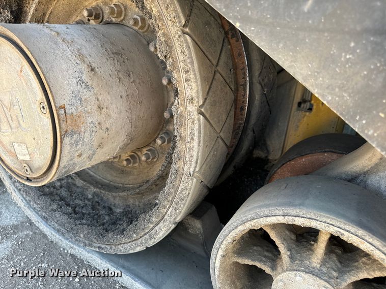 image for item DL4441 2015 Caterpillar  AP1055F paver