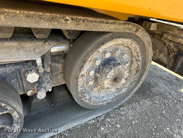 image for item DL4441 2015 Caterpillar  AP1055F paver