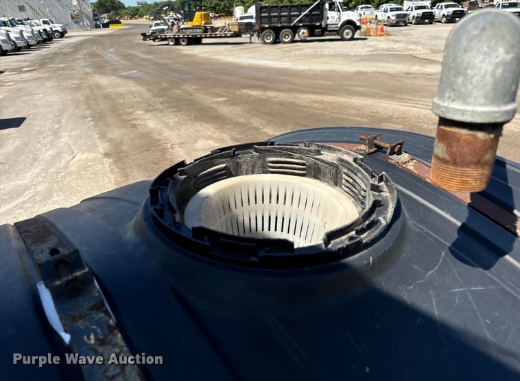 image for item DL4442 2004 Hypac C530AH pneumatic roller