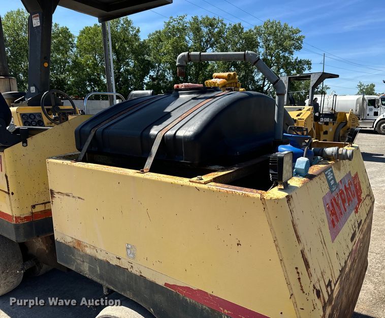 image for item DL4442 2004 Hypac C530AH pneumatic roller