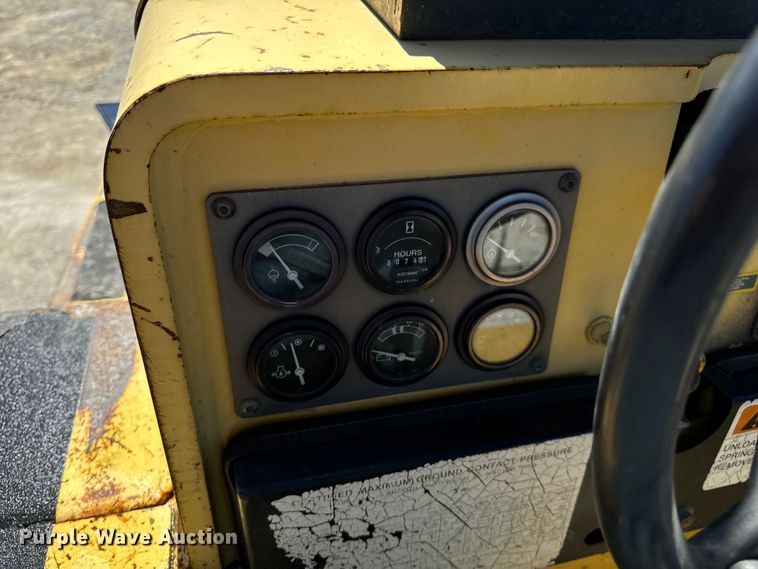 image for item DL4442 2004 Hypac C530AH pneumatic roller