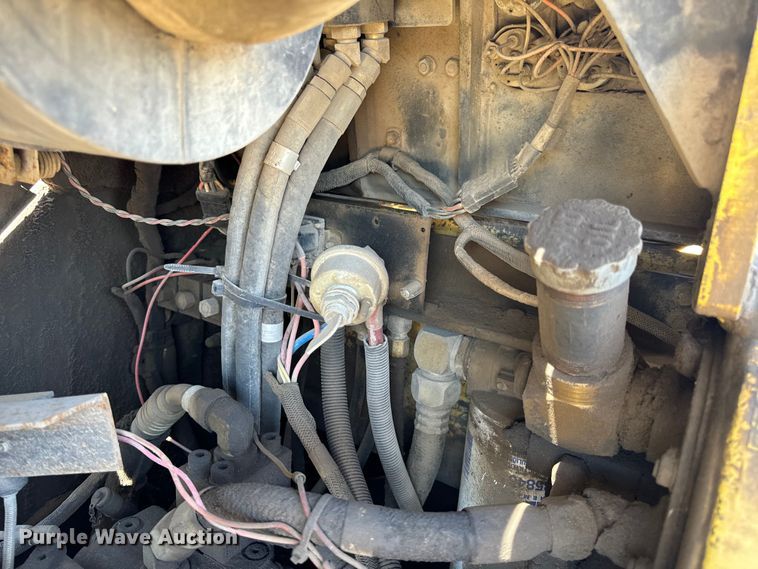 image for item DL4442 2004 Hypac C530AH pneumatic roller