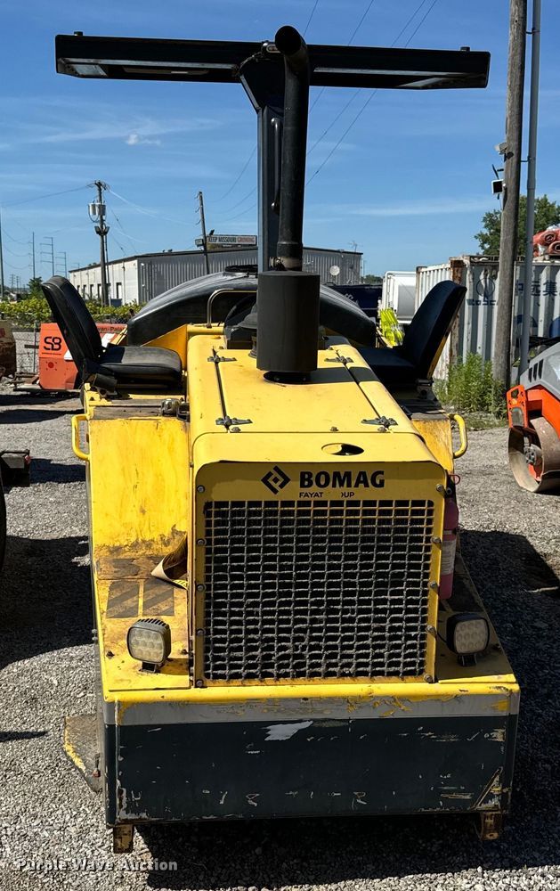 image for item DL4443 2012 Bomag BW11RH pneumatic roller