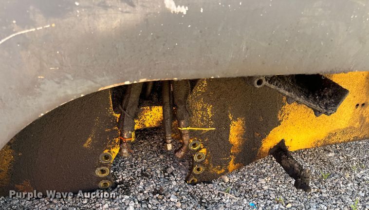 image for item DL4443 2012 Bomag BW11RH pneumatic roller