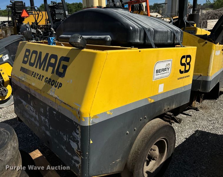 image for item DL4443 2012 Bomag BW11RH pneumatic roller