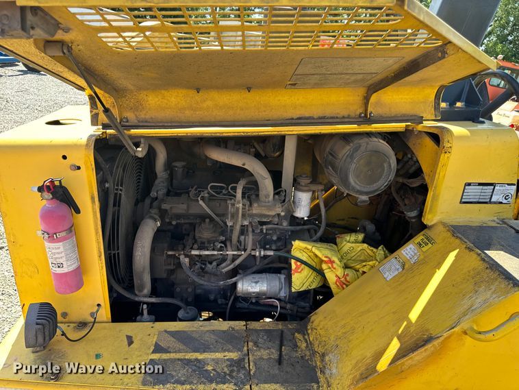 image for item DL4443 2012 Bomag BW11RH pneumatic roller