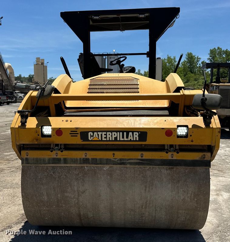 image for item DL4444 2015 Caterpillar  CB54 XW double drum vibratory roller