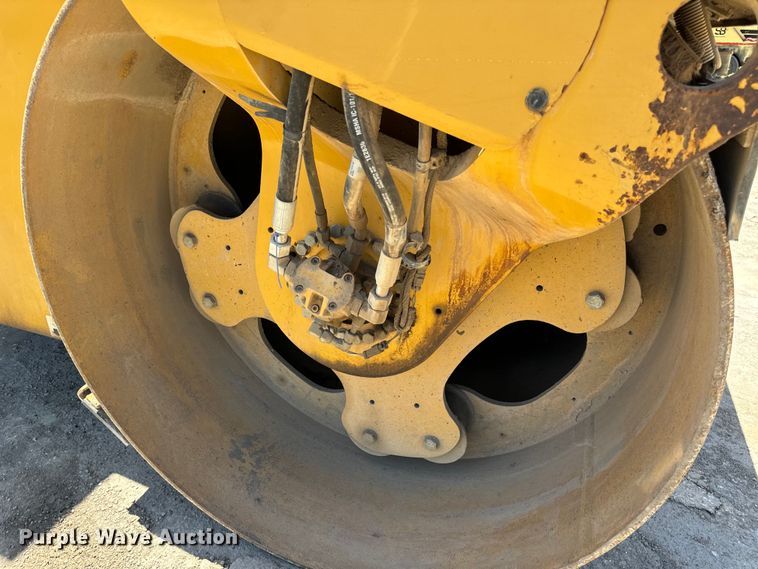 image for item DL4444 2015 Caterpillar  CB54 XW double drum vibratory roller