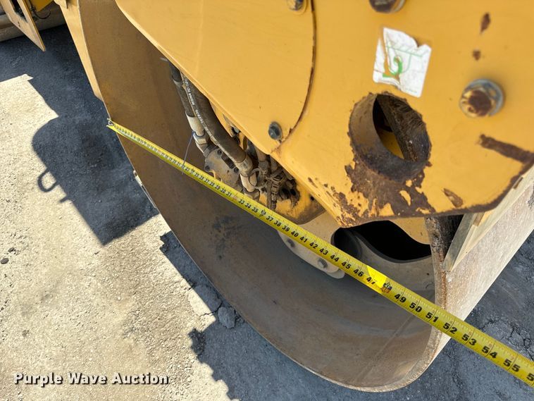 image for item DL4444 2015 Caterpillar  CB54 XW double drum vibratory roller