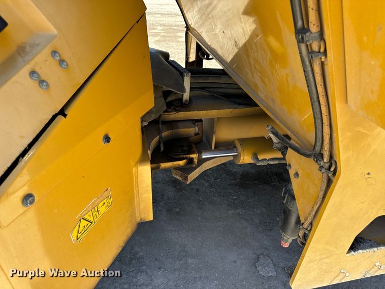 image for item DL4444 2015 Caterpillar  CB54 XW double drum vibratory roller