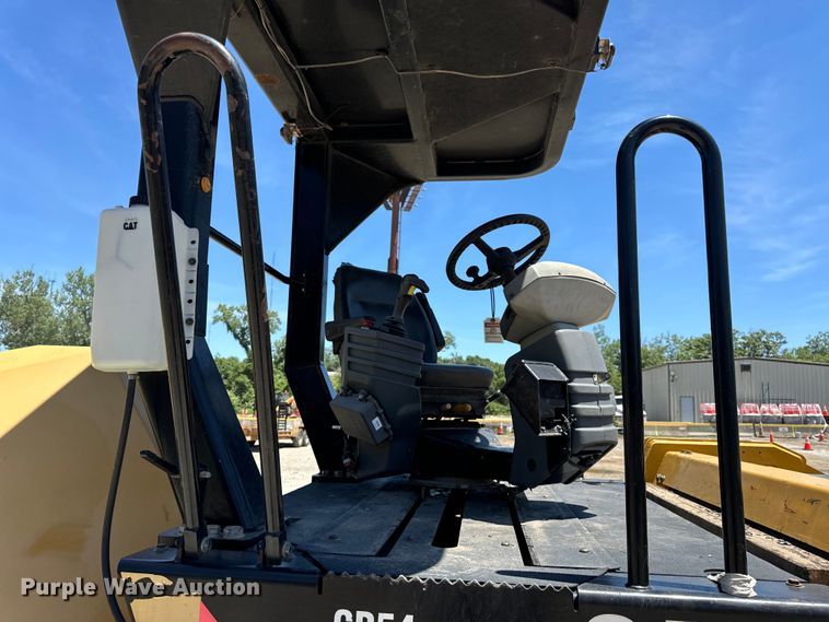 image for item DL4444 2015 Caterpillar  CB54 XW double drum vibratory roller