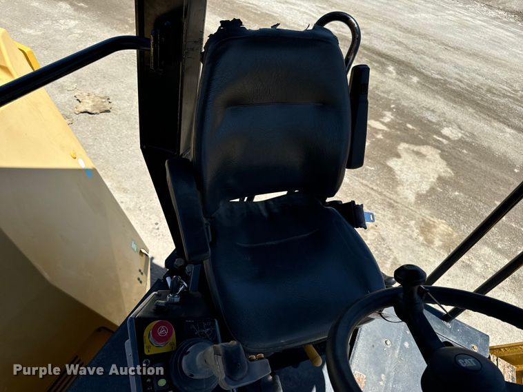 image for item DL4444 2015 Caterpillar  CB54 XW double drum vibratory roller