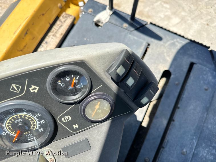 image for item DL4444 2015 Caterpillar  CB54 XW double drum vibratory roller