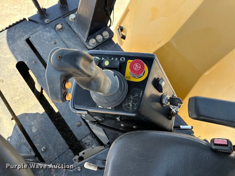 image for item DL4444 2015 Caterpillar  CB54 XW double drum vibratory roller