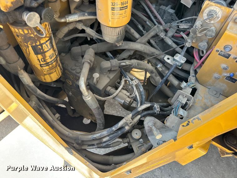 image for item DL4444 2015 Caterpillar  CB54 XW double drum vibratory roller