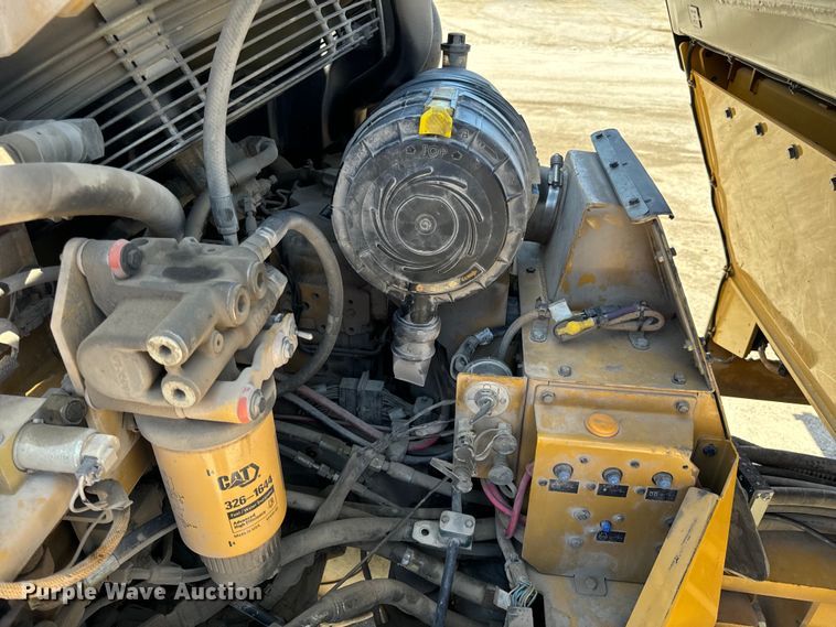 image for item DL4444 2015 Caterpillar  CB54 XW double drum vibratory roller